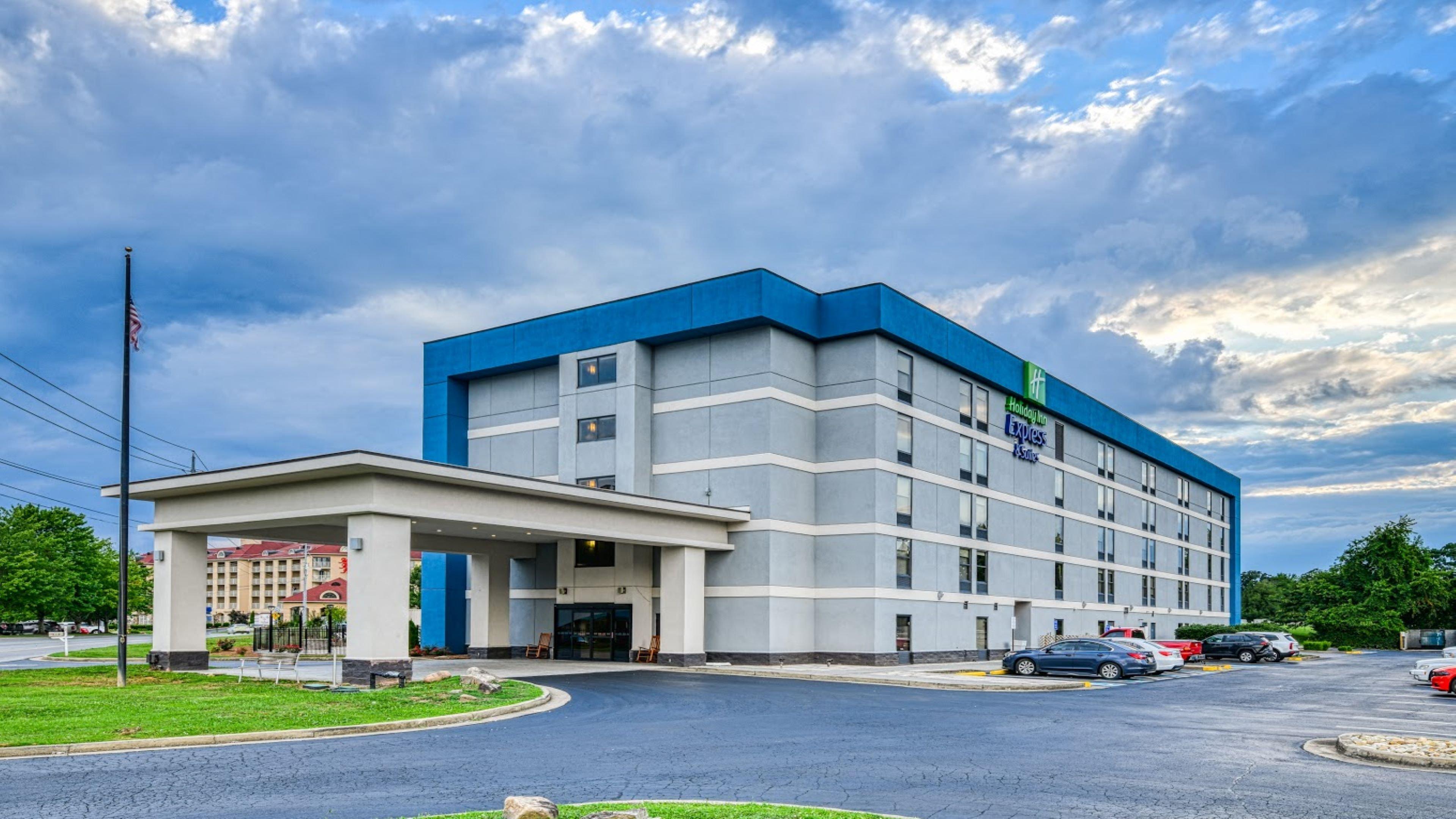 Holiday Inn Express Hotel & Suites Pigeon Forge By Ihg Exterior photo